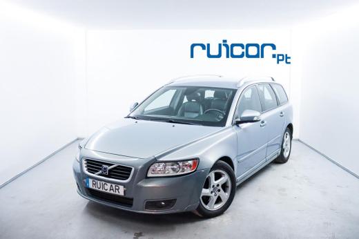 volvo-v50-2012-diesel-1560cc
