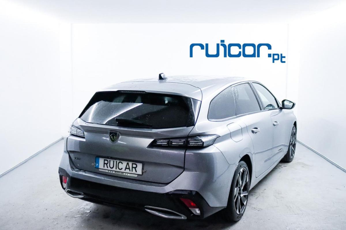 peugeot-308-sw-2022-diesel-1499cc