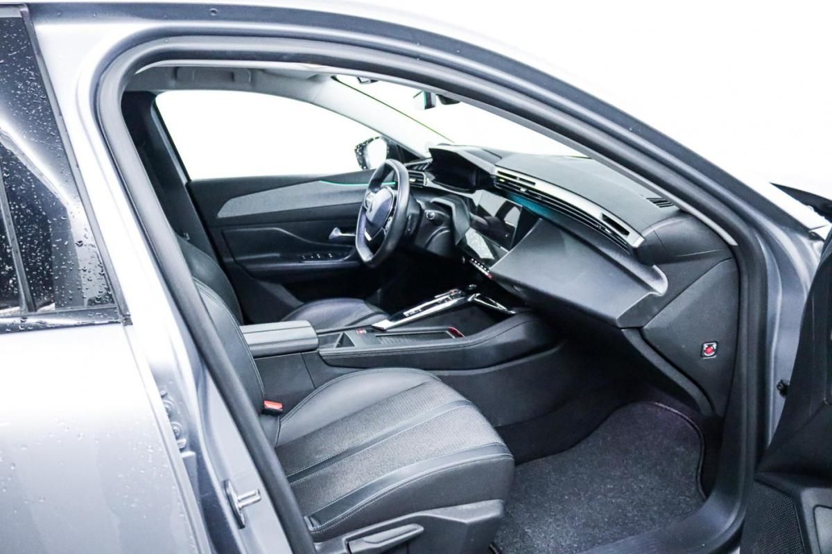 peugeot-308-sw-2022-diesel-1499cc