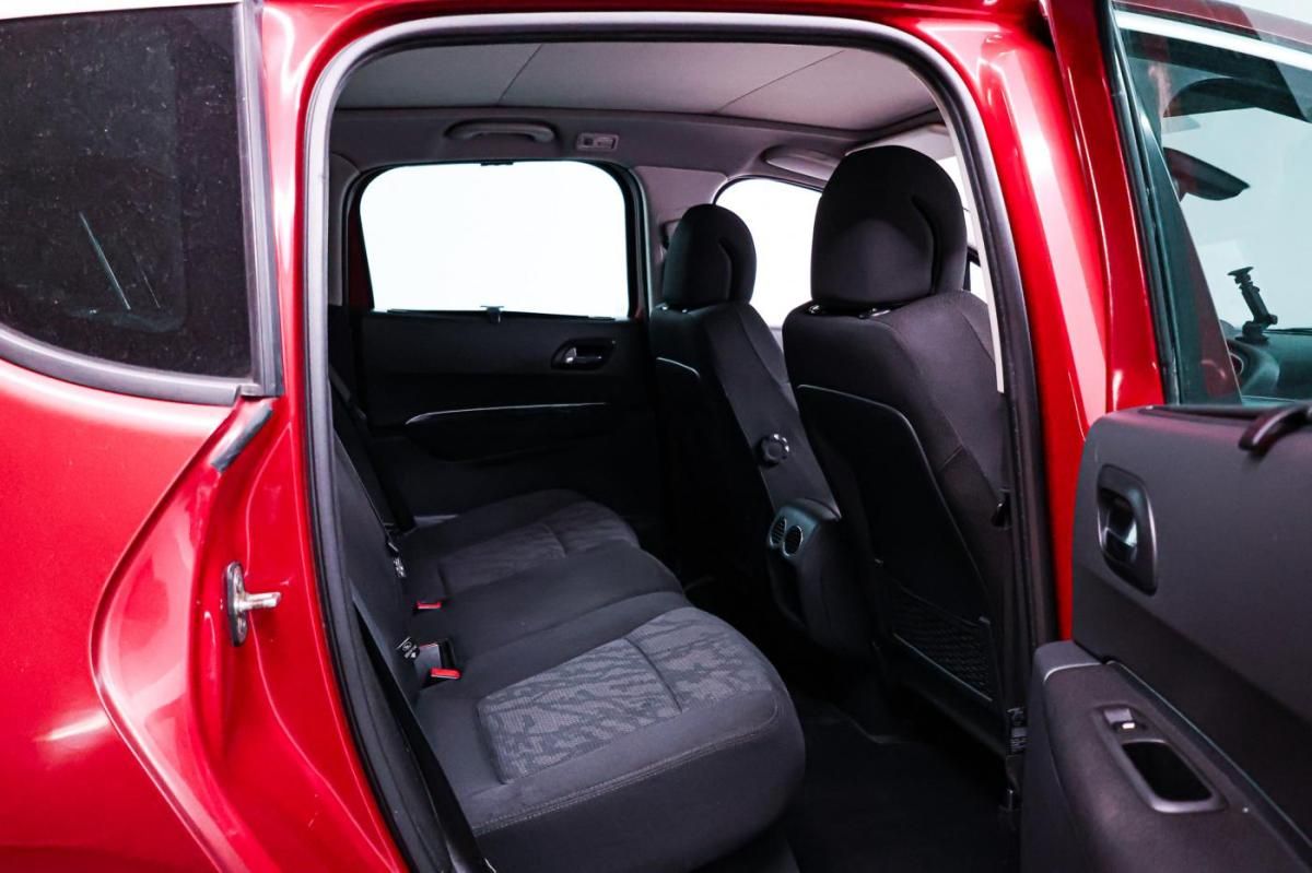peugeot-3008-2009-diesel-1560cc