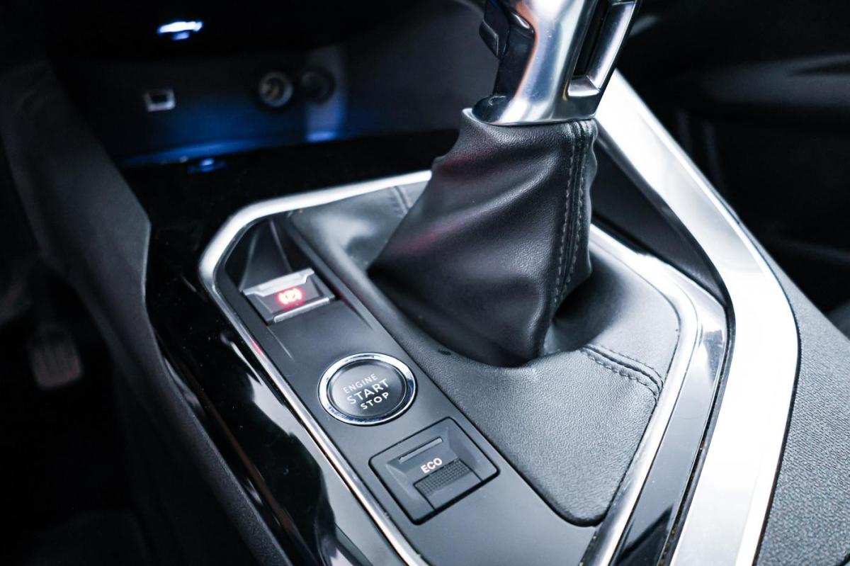 peugeot-5008-2021-diesel-1499cc