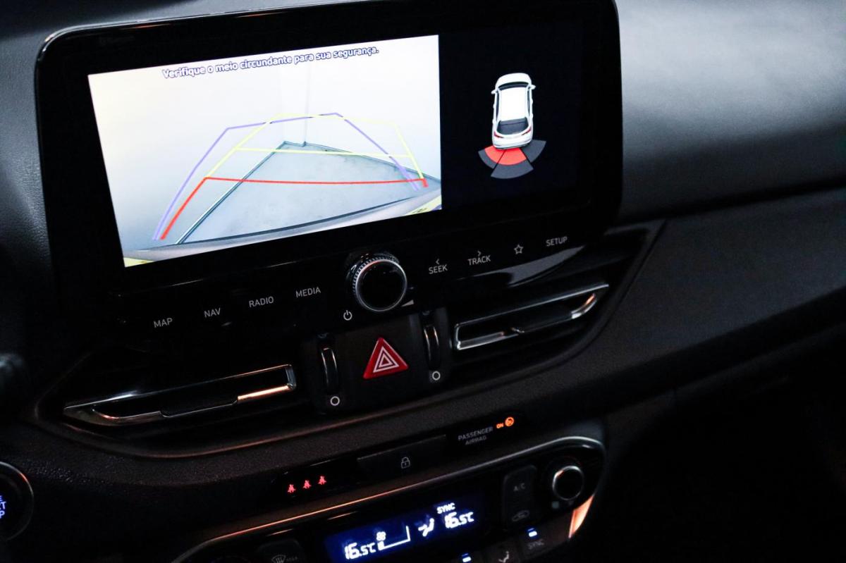 hyundai-i30-sw-2021-diesel-1598cc
