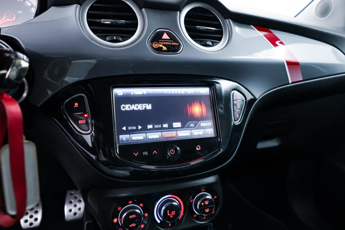 opel-adam-2015-gasolina-1364cc