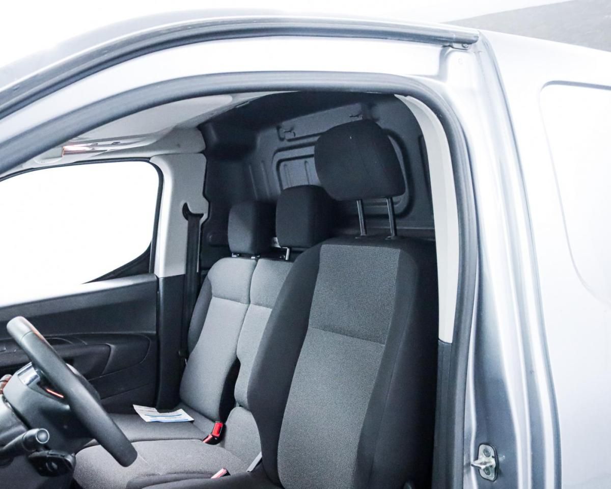 peugeot-partner-2022-diesel-1500cc