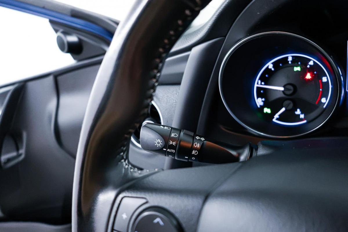 toyota-auris-2016-diesel-1598cc