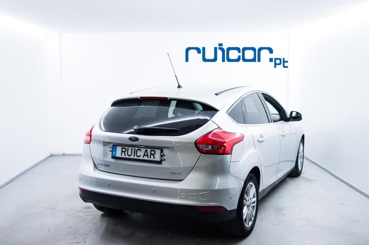 ford-focus-2016-gasolina-998cc