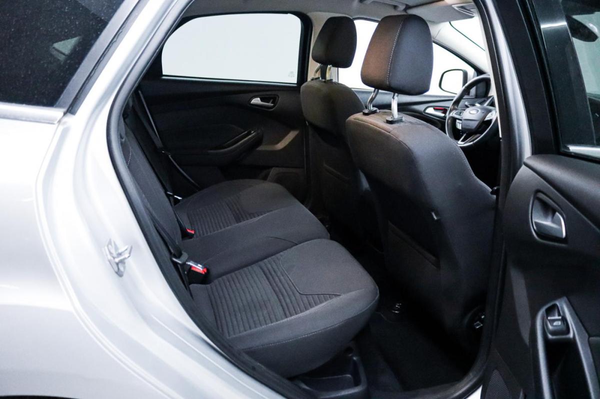 ford-focus-2016-gasolina-998cc