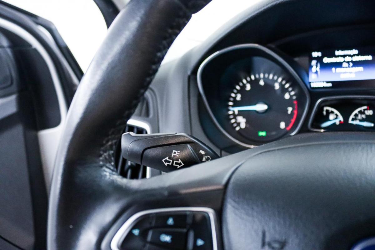 ford-focus-2016-gasolina-998cc