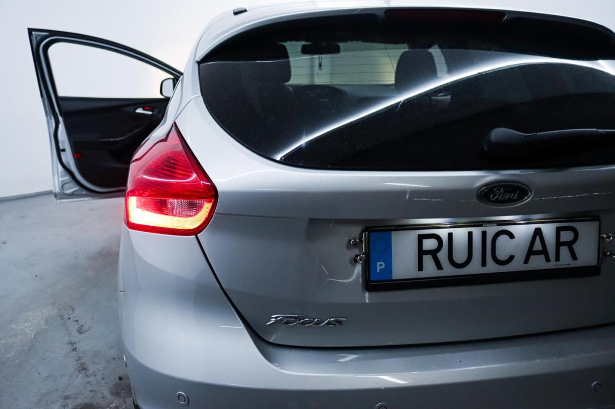 ford-focus-2016-gasolina-998cc