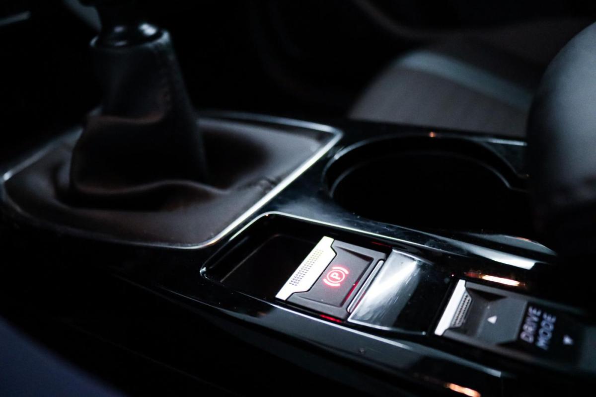 peugeot-208-2022-diesel-1560cc