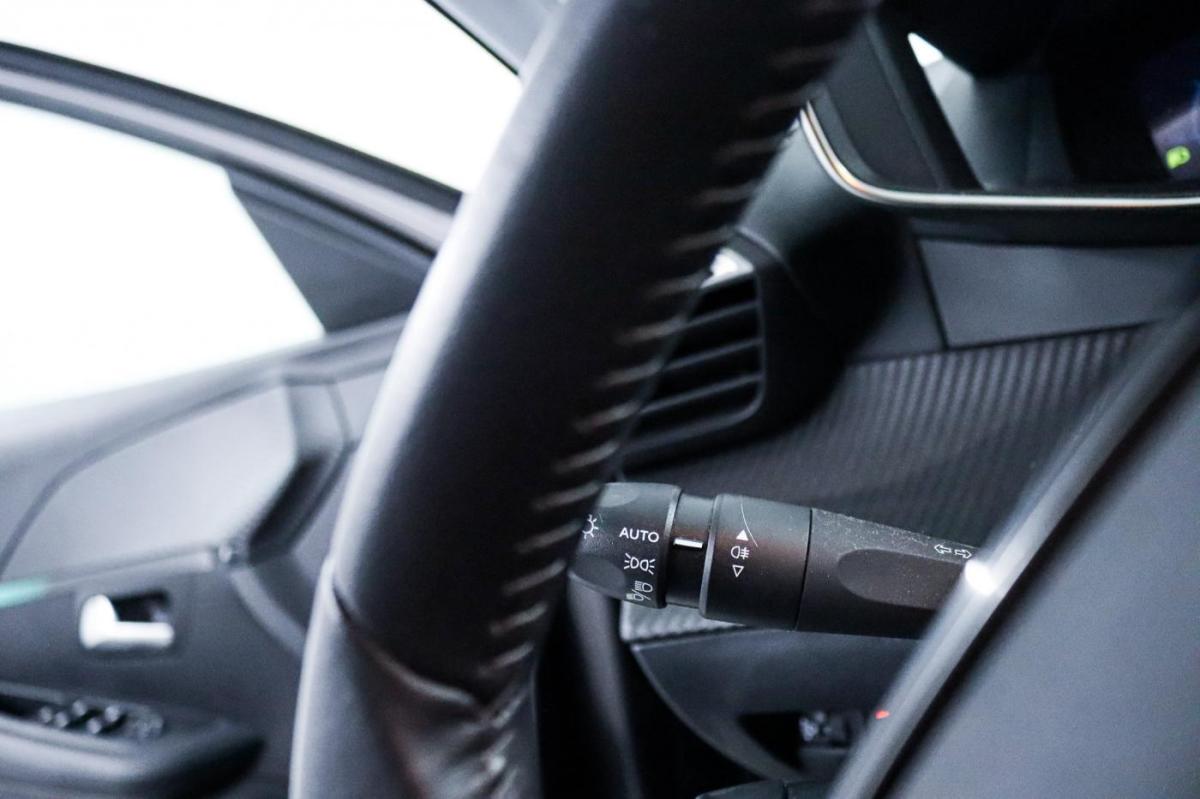 peugeot-208-2022-diesel-1560cc