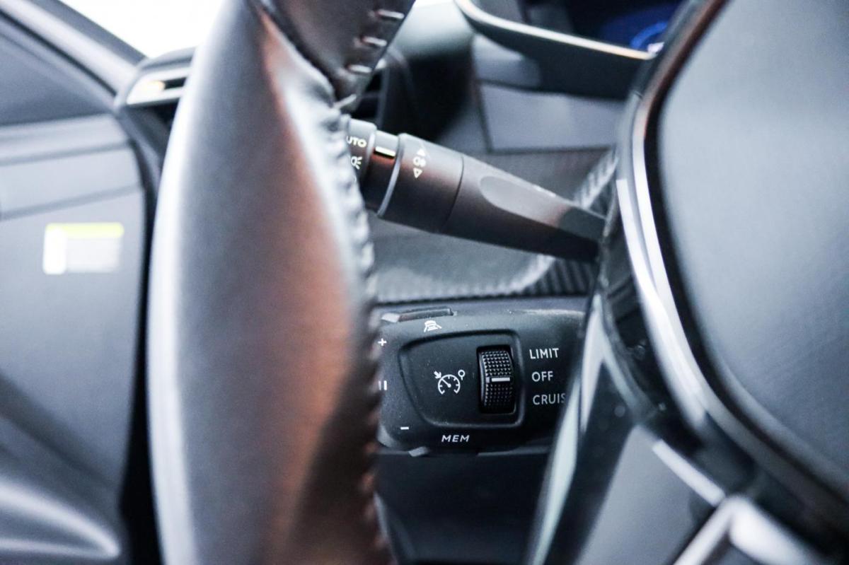 peugeot-208-2022-diesel-1560cc
