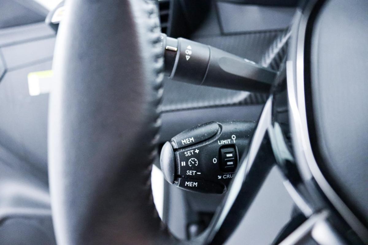 peugeot-208-2022-diesel-1499cc