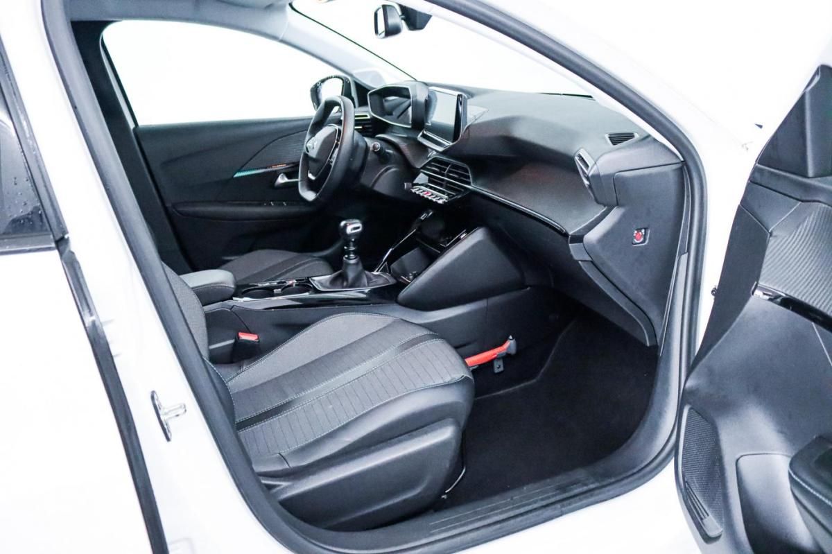 peugeot-208-2022-diesel-1499cc