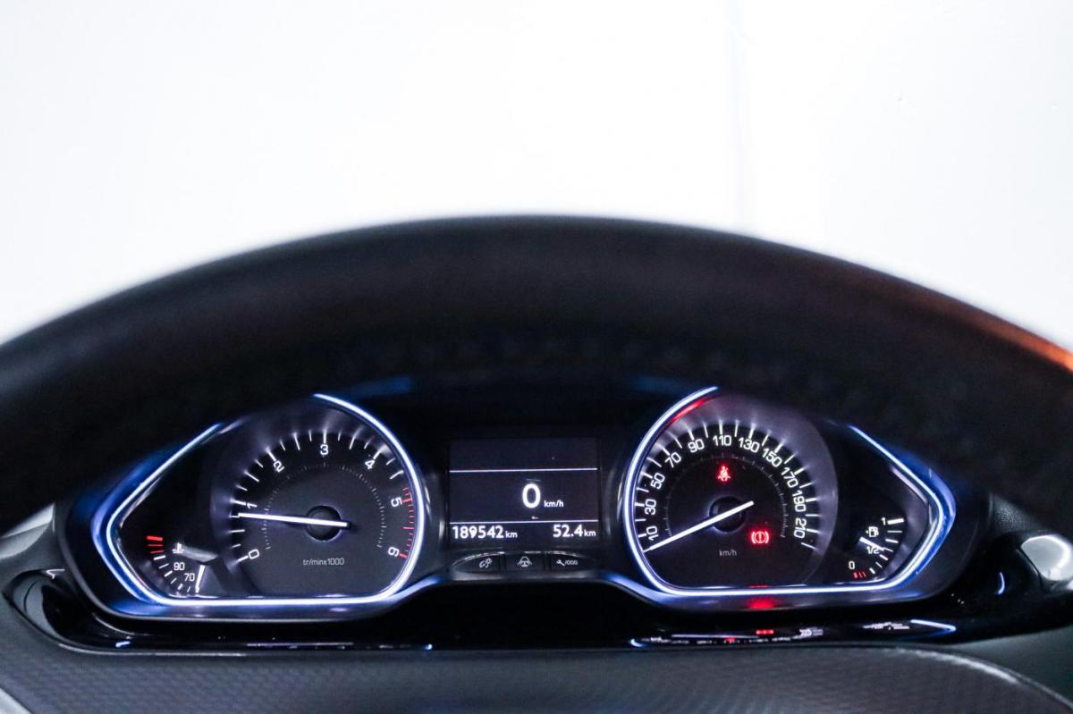 peugeot-2008-2016-diesel-1560cc