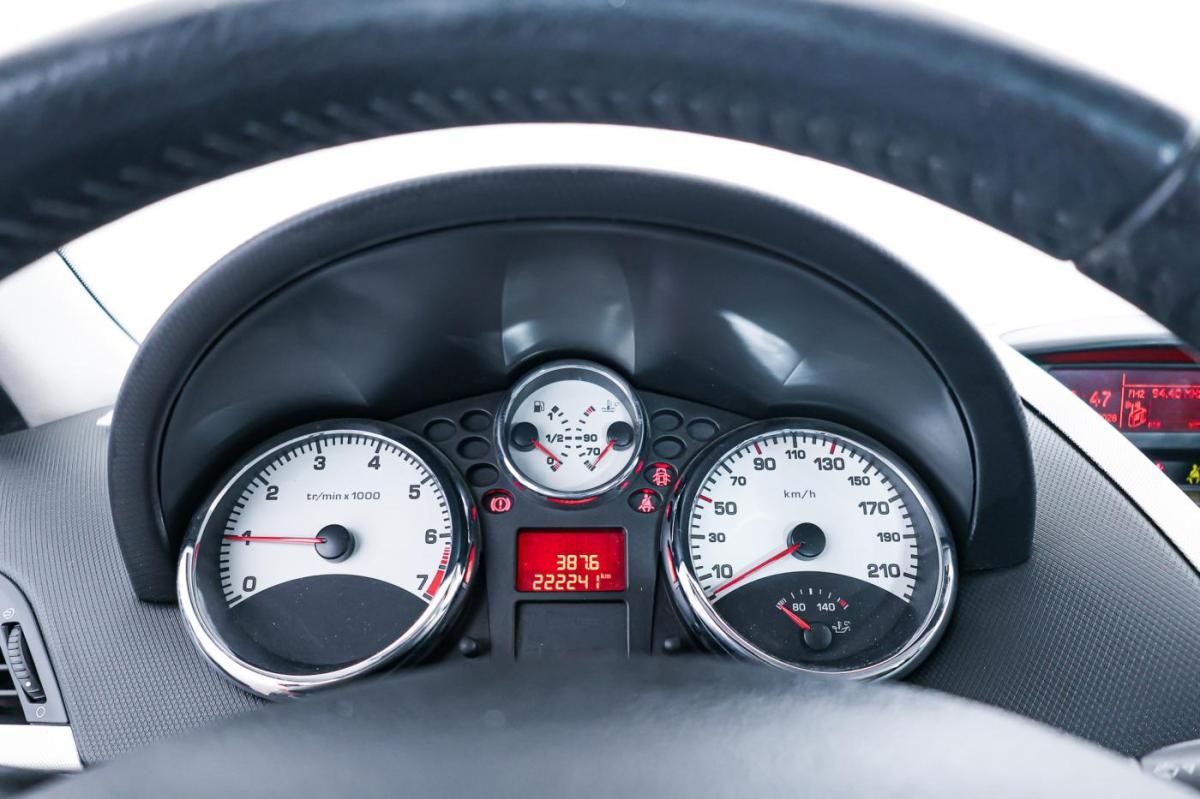 peugeot-207-2006-gasolina-1360cc