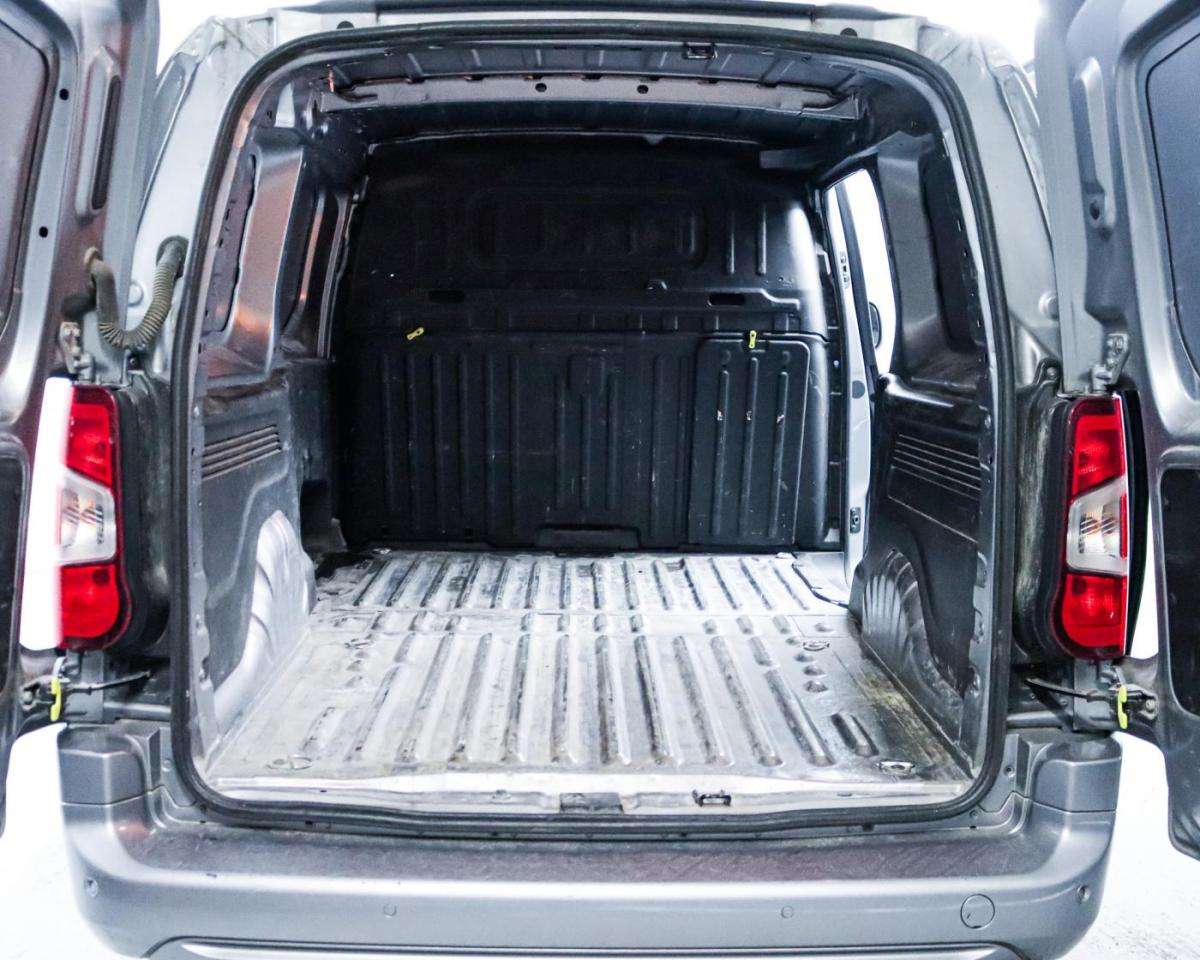 peugeot-partner-2022-diesel-1500cc