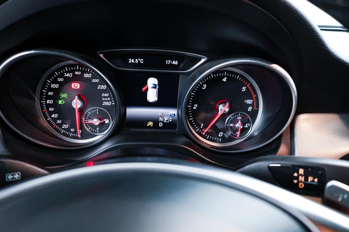 mercedes-benz-gla-2017-diesel-2143cc