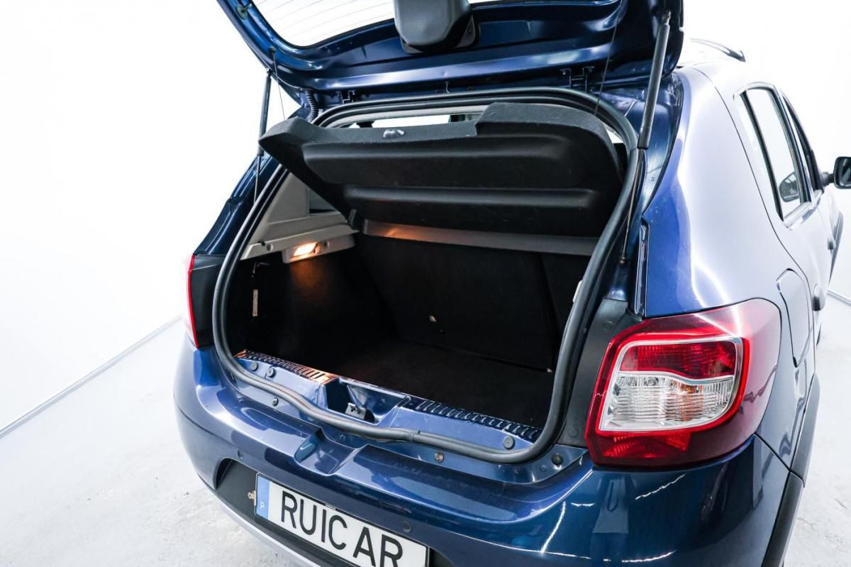 dacia-sandero-2016-gasolina-898cc