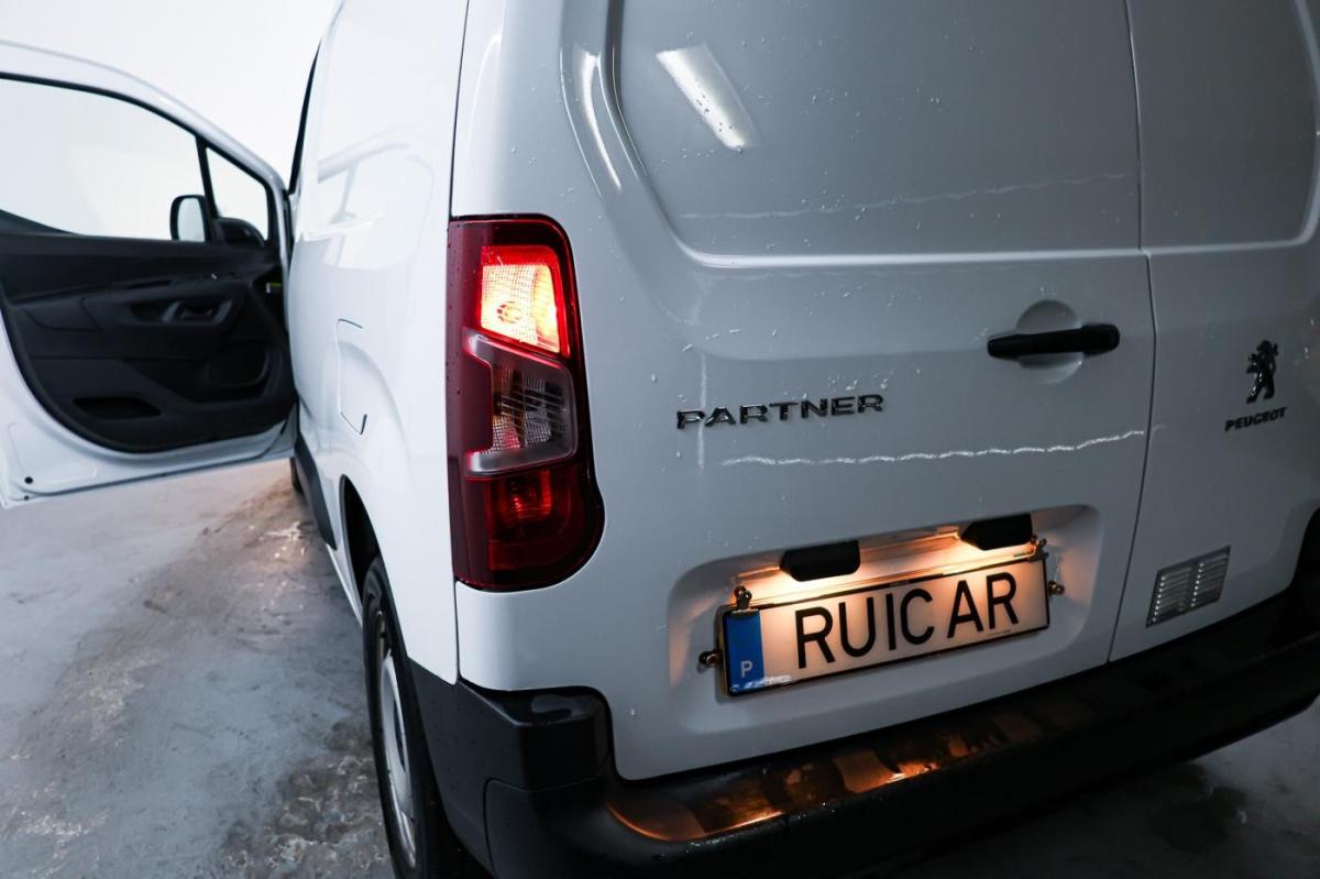 peugeot-partner-2022-diesel-1499cc