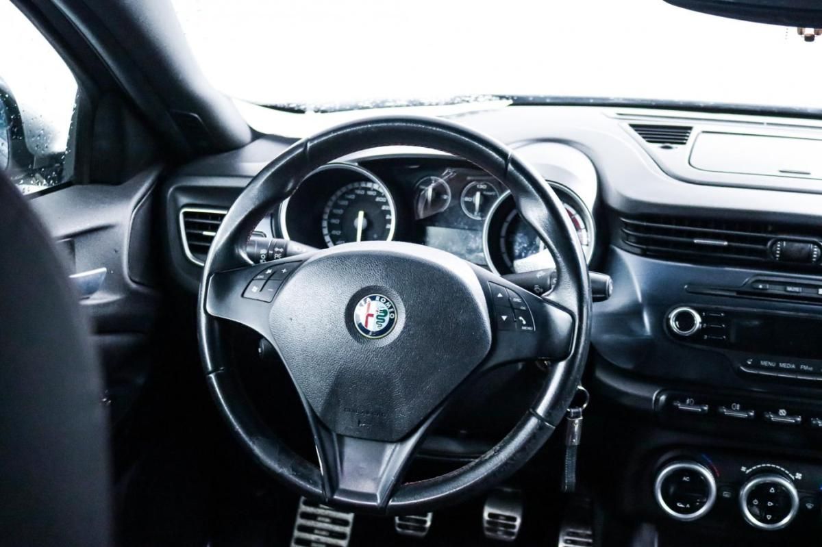 alfa-romeo-giulietta-2011-diesel-1598cc