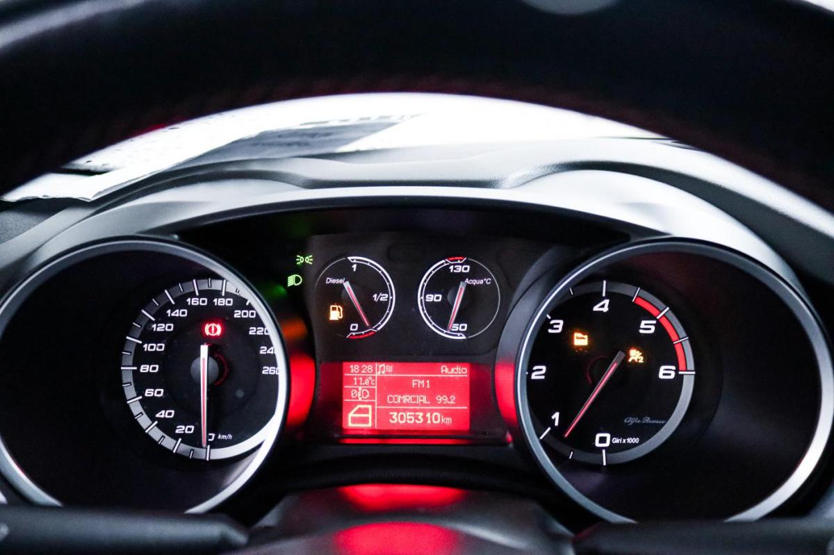 alfa-romeo-giulietta-2011-diesel-1598cc