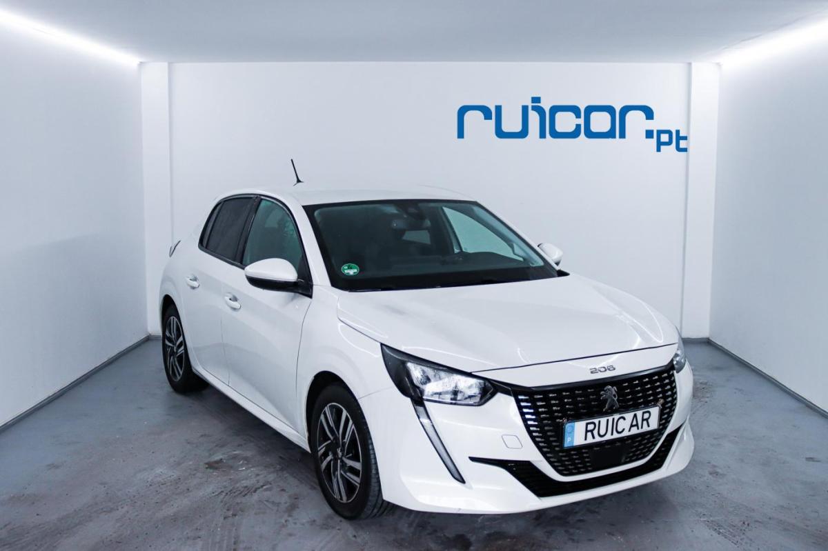 peugeot-208-2022-diesel-1499cc