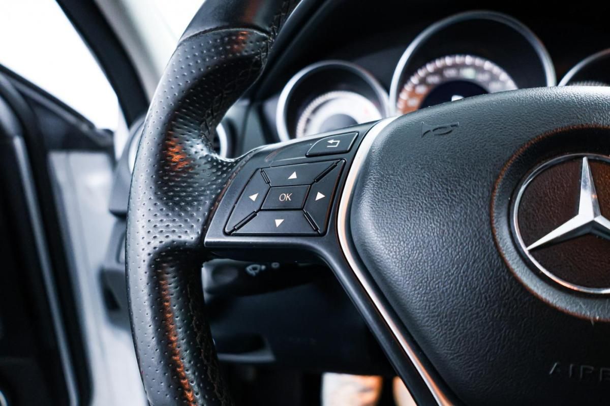 mercedes-benz-classe-c-2012-diesel-2143cc