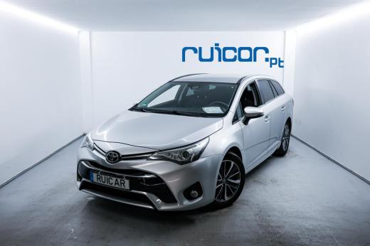 toyota-auris-touring-sports-2017-diesel-1998cc