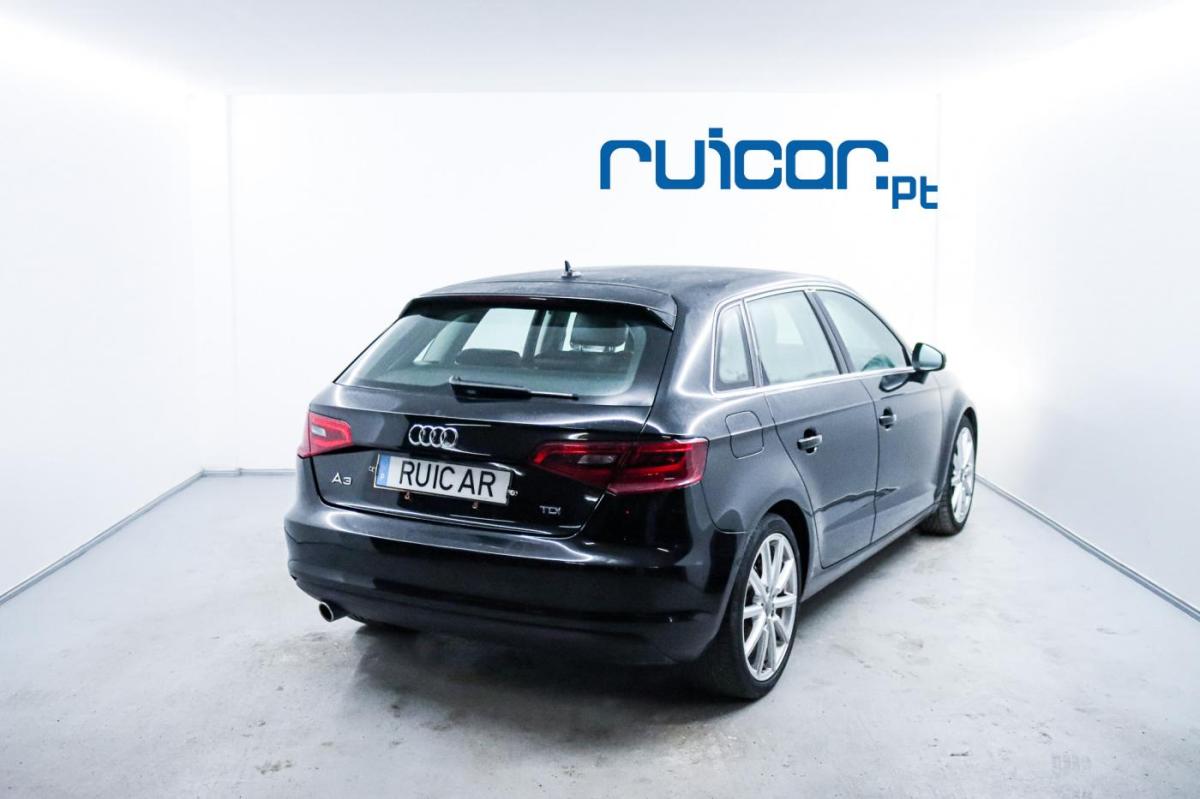 audi-a3-sportback-2016-diesel-1598cc