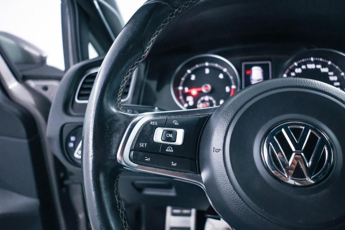 volkswagen-golf-2014-diesel-1968cc