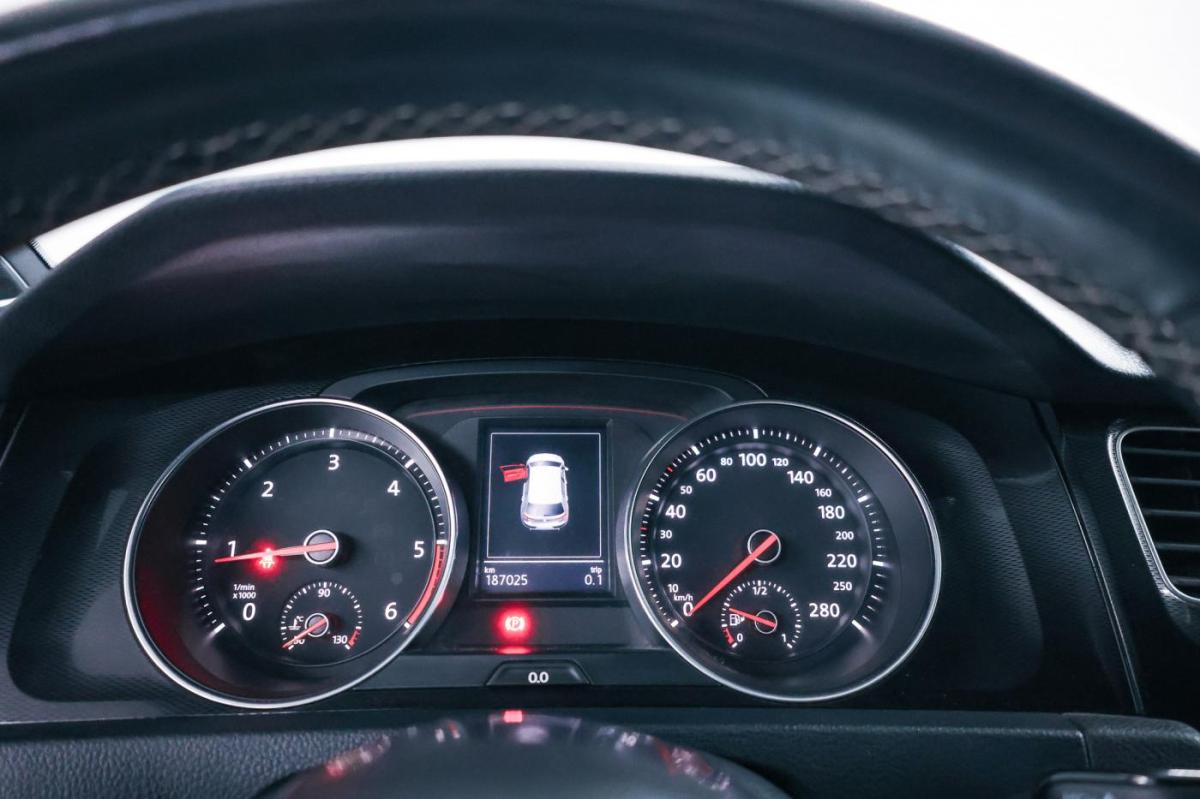 volkswagen-golf-2014-diesel-1968cc
