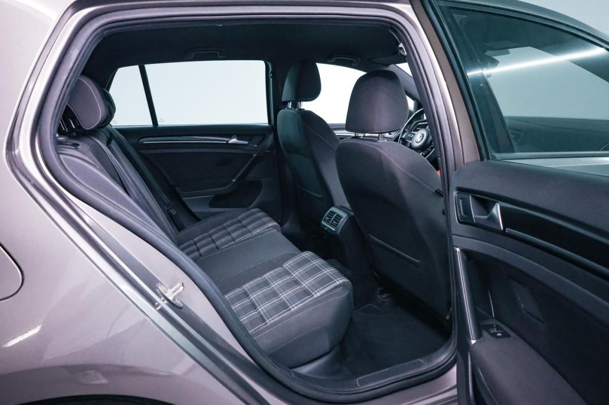 volkswagen-golf-2014-diesel-1968cc