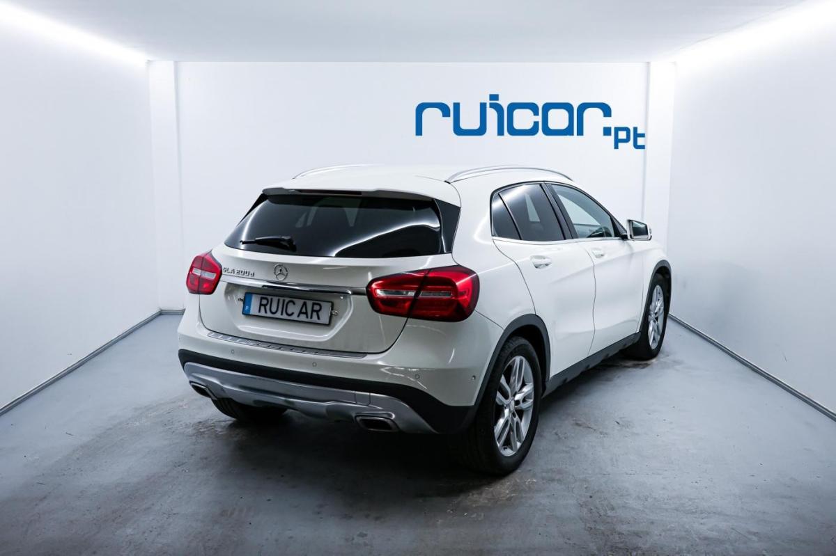 mercedes-benz-gla-2017-diesel-2143cc