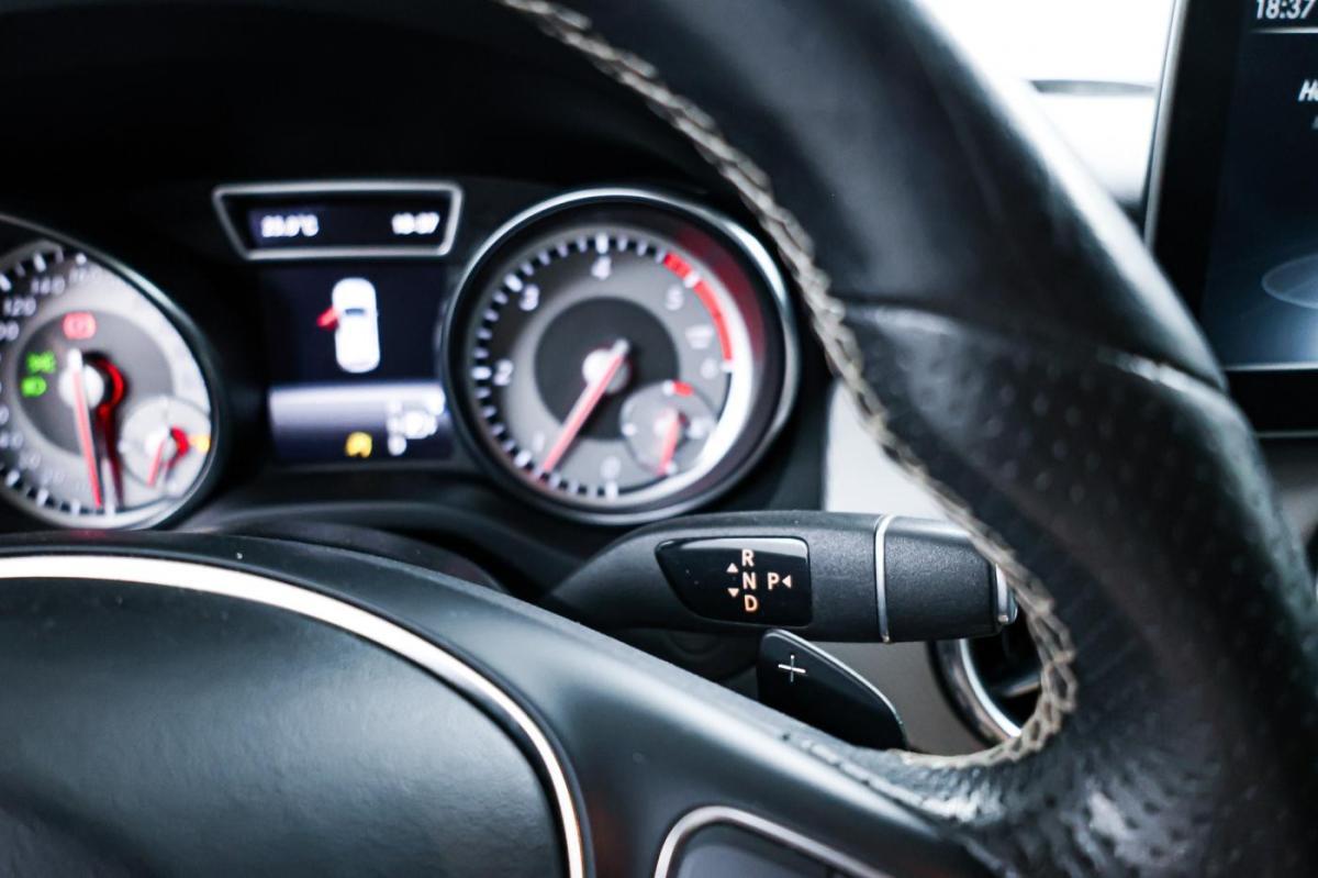 mercedes-benz-gla-2017-diesel-2143cc