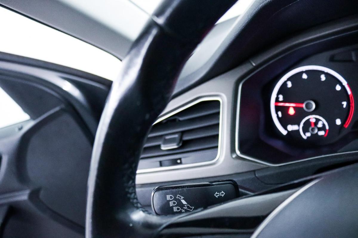 volkswagen-t-roc-2020-gasolina-999cc