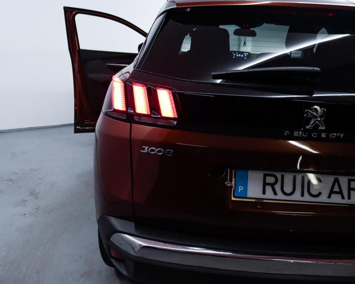 peugeot-3008-2020-diesel-1499cc