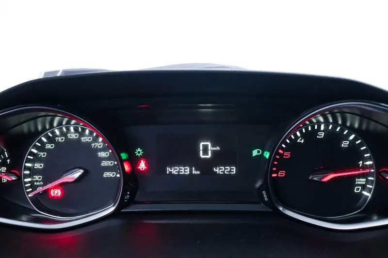 peugeot-308-sw-2016-diesel-1560cc