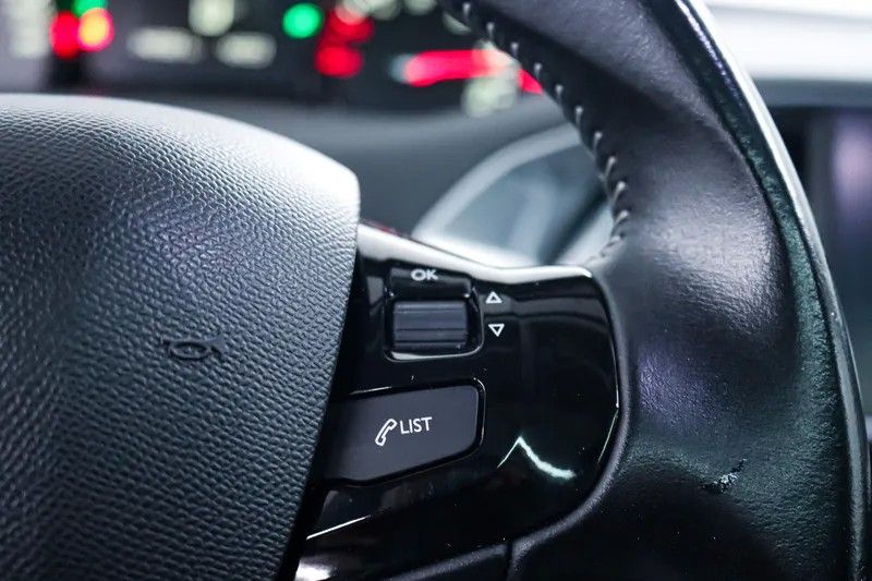 peugeot-308-sw-2016-diesel-1560cc