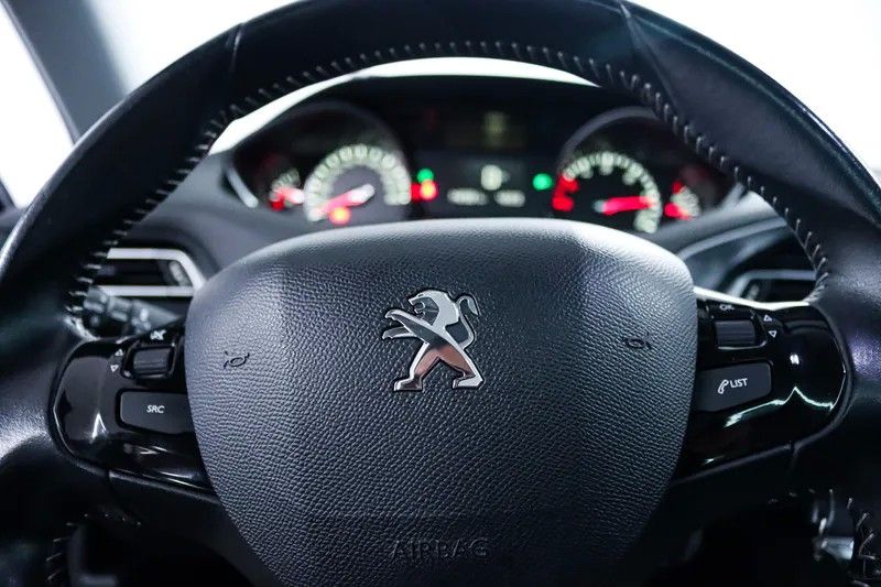 peugeot-308-sw-2016-diesel-1560cc
