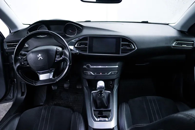 peugeot-308-sw-2016-diesel-1560cc