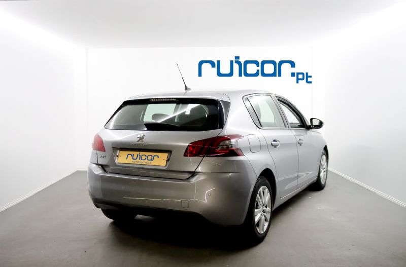 peugeot-308-2019-diesel-1499cc
