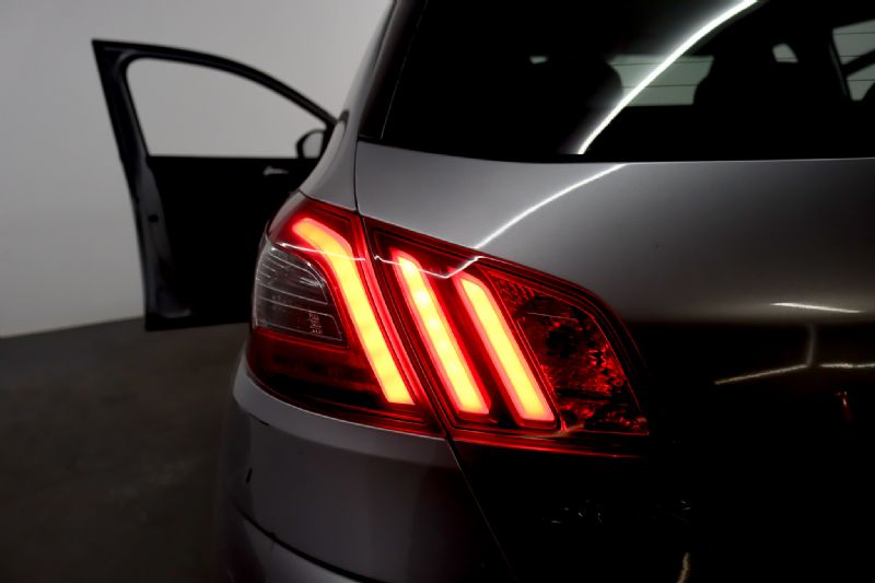 peugeot-308-2019-diesel-1499cc