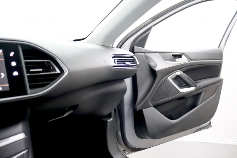 peugeot-308-2019-diesel-1499cc