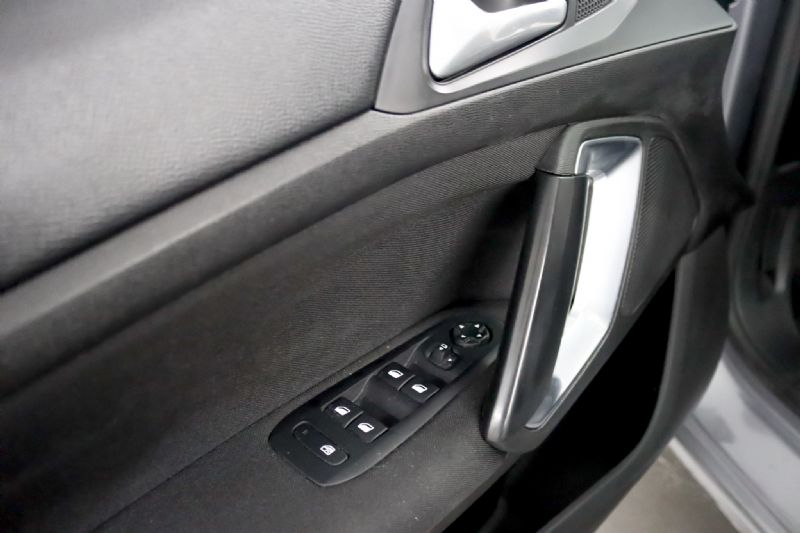 peugeot-308-2019-diesel-1499cc