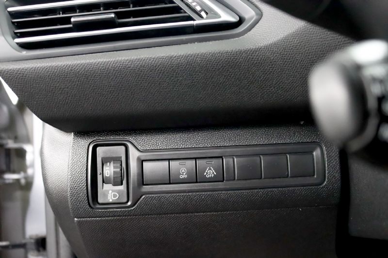 peugeot-308-2019-diesel-1499cc