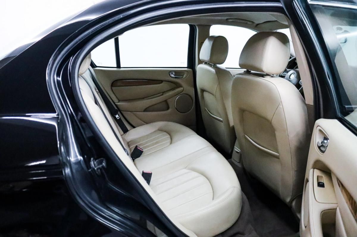 jaguar-x-type-2005-diesel-1998cc