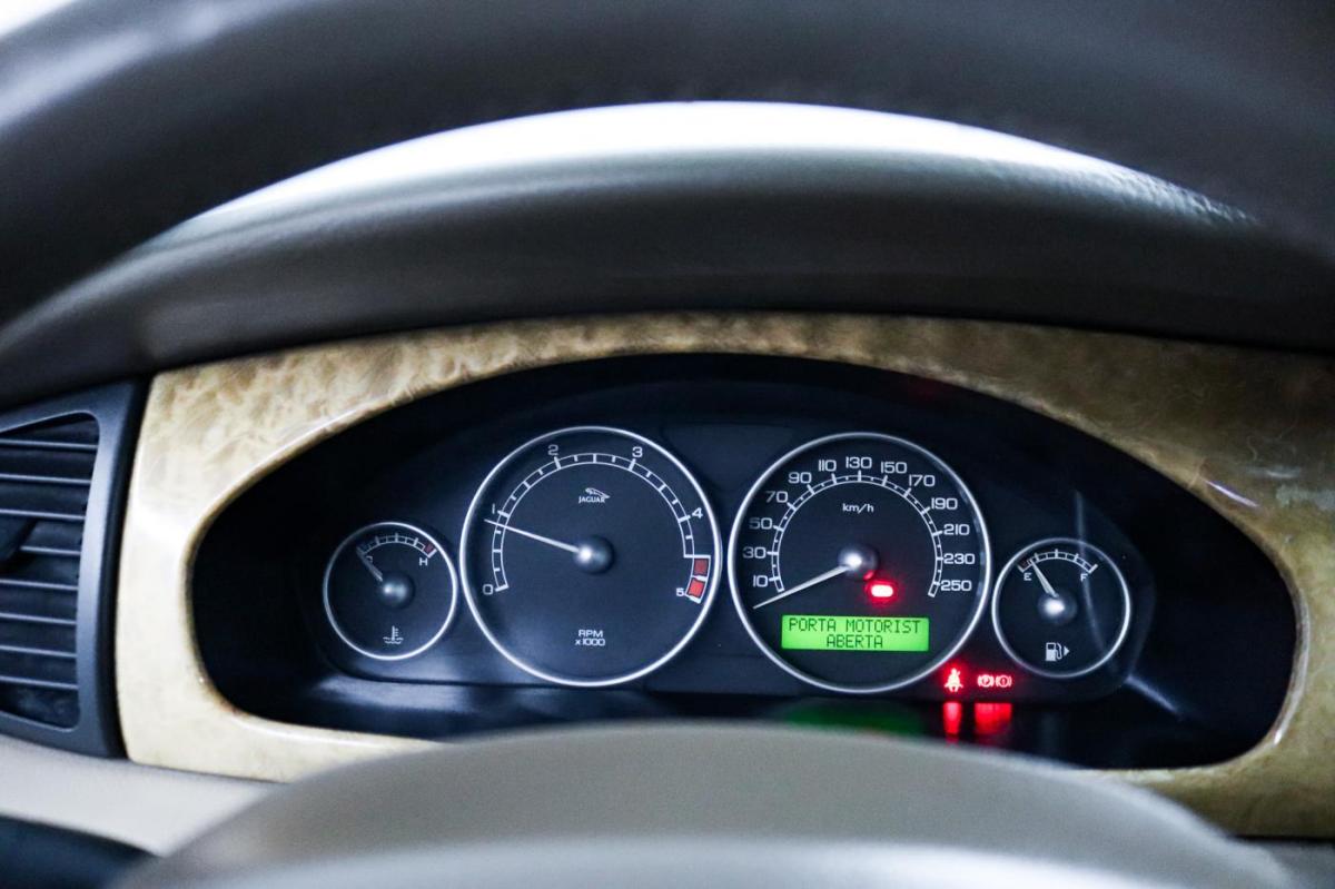 jaguar-x-type-2005-diesel-1998cc