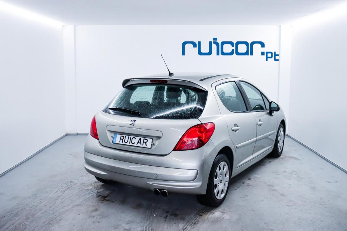 peugeot-207-2009-diesel-1398cc