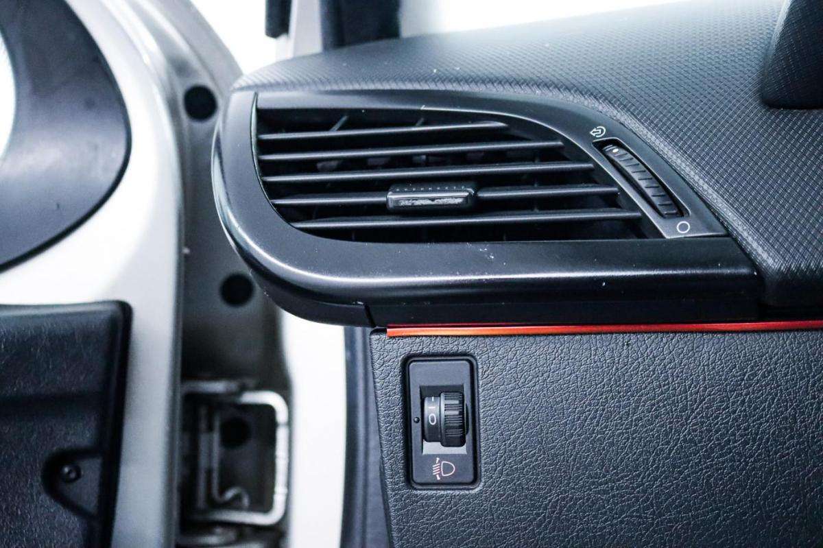 peugeot-207-2009-diesel-1398cc
